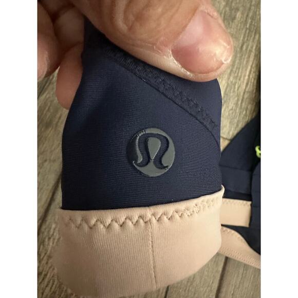 LULULEMON Women's Blue Cream Surf to Sand Booster Bikini Swim Top Size 4 - Picture 5 of 7